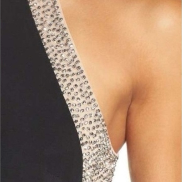 XSCAPE Beaded Illusion Halter Neck Navy Gown size 6 - Picture 5 of 15